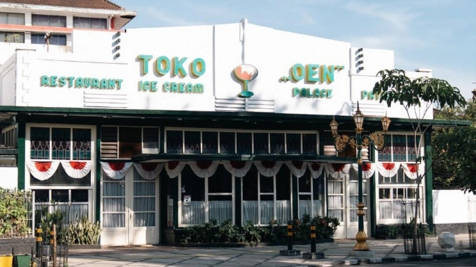 Toko Kue Tertua di Indonesia