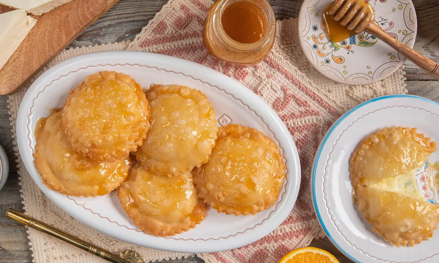 dessert Seadas khas italy