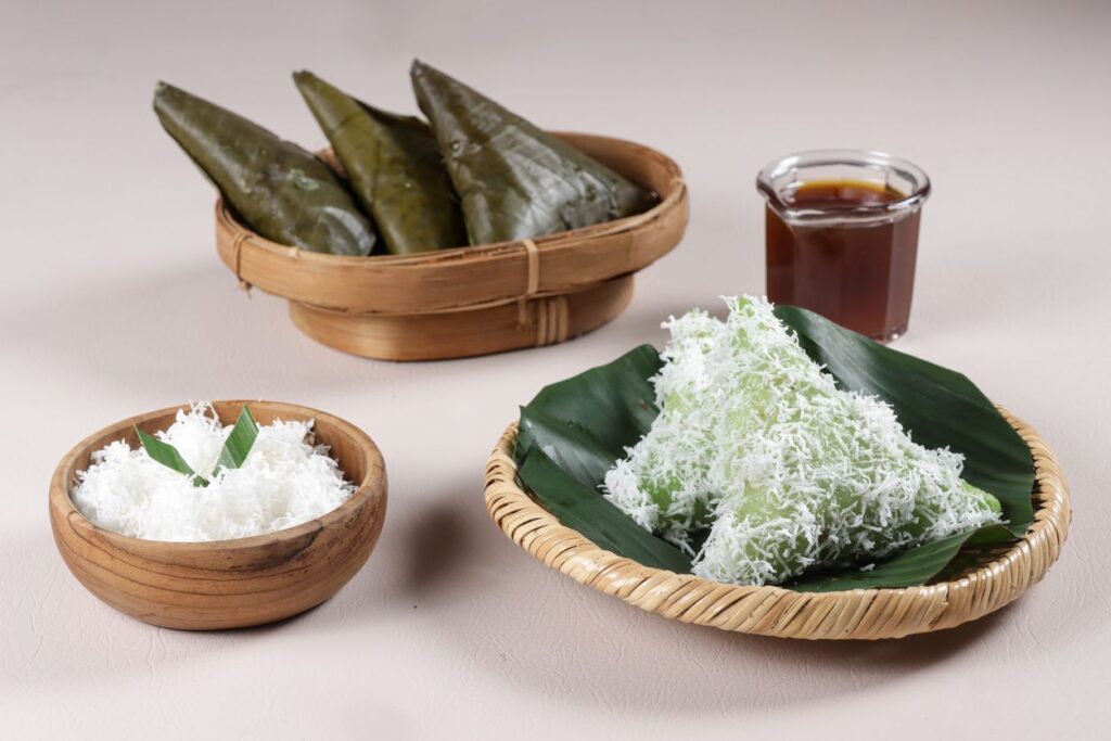 sejarah kue lupis
